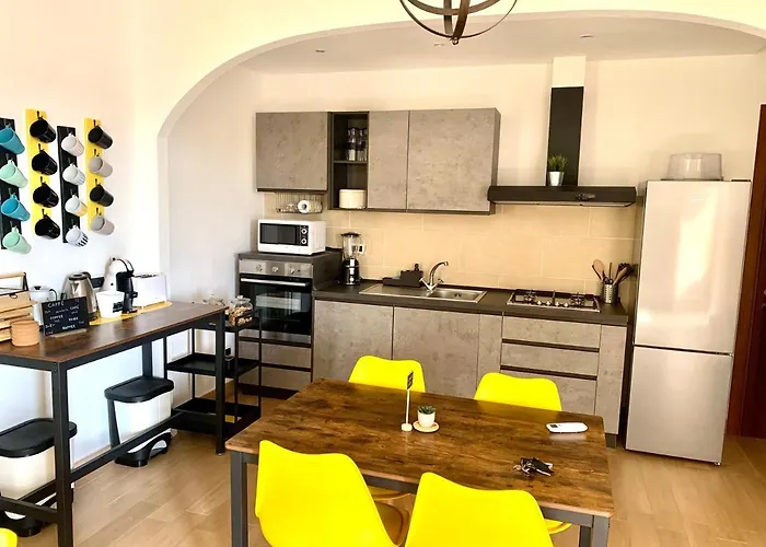 Semesterbostad Verba Mundi Olbia